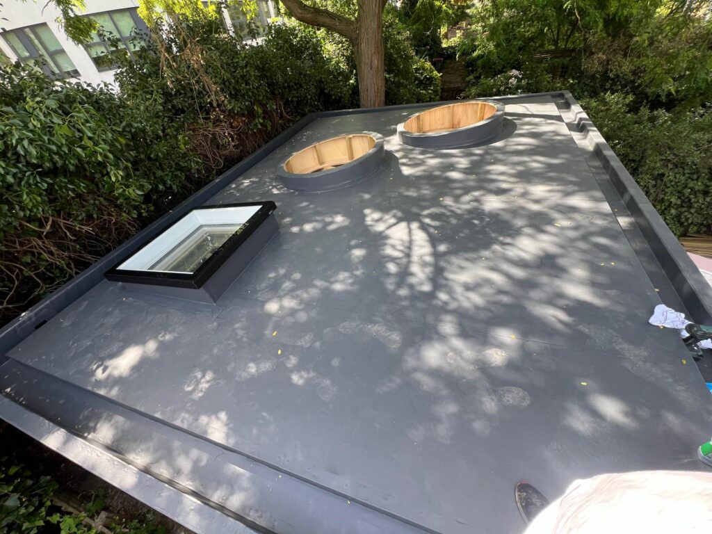 Single ply membrane done in Stockwell